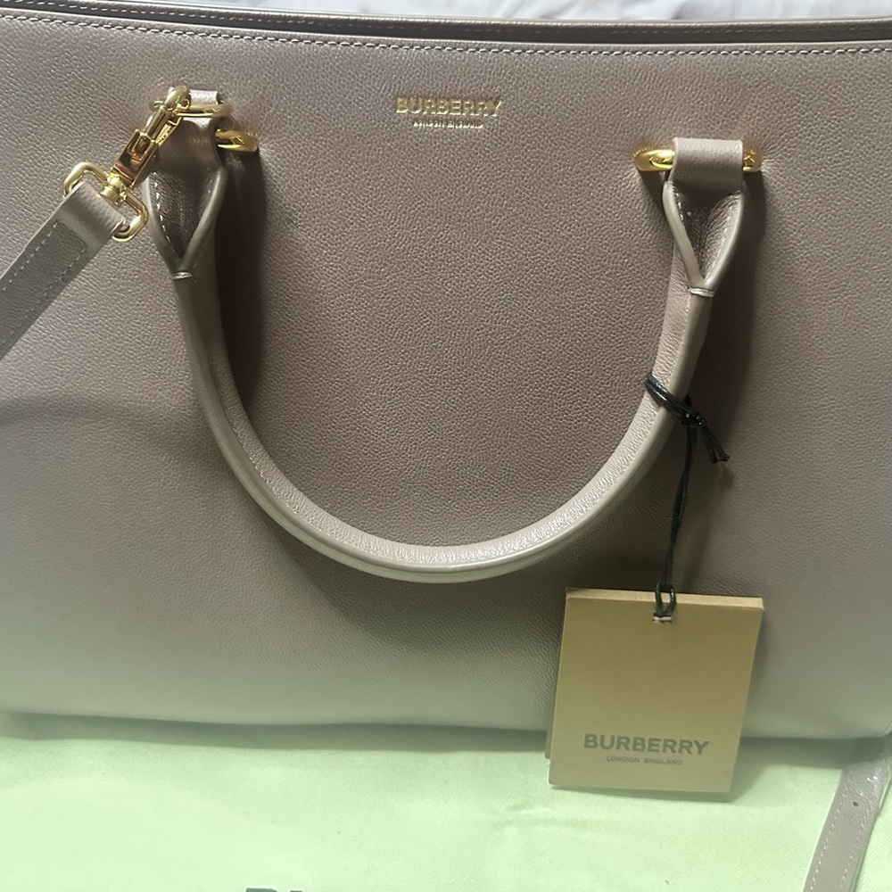 Burberry Beige Leather Tote Bag